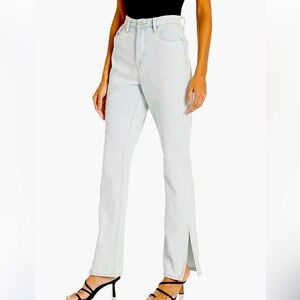 BlankNYC NWT The Cooper high waist slim straight leg jeans in light wash…